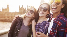 Najlepsze pomysły na niezapomniany weekend LIFESTYLE, Podróże - Sposobów na atrakcyjne spędzenie czasu jest wiele – najważniejsze, żeby wybrać ten, który pozwoli w pełni cieszyć się wolną chwilą. Żeby uczynić zwykły weekend niepowtarzalnym, internetowe biuro podróży Tripsta.pl przygotowało kilka propozycji na kilkudniowy wyjazd.