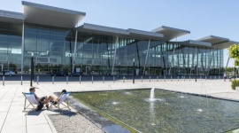 Ponad milion pasażerów na wrocławskim lotnisku LIFESTYLE, Podróże - Blisko 19% - o tyle w maju 2017 roku wzrosła liczba pasażerów korzystających z usług wrocławskiego lotniska. Od początku roku Port Lotniczy Wrocław obsłużył ponad milion podróżnych.