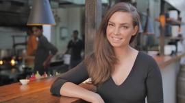 „Moja restauracja w Indiach” w sierpniu na kanale Nat Geo People LIFESTYLE, Podróże - Australijka Sara Todd dąży do otwarcia własnej restauracji na wybrzeżu w indyjskim rejonie Goa. By zrealizować marzenie, będzie musiała stawić czoła wielu przeciwnościom losu, wykazując się cierpliwością i pomysłowością.