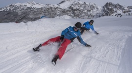 Międzynarodowe wydarzenia w Dolinie Stubai LIFESTYLE, Podróże - Zimowe imprezy w Dolinie Stubai przyciągają ludzi z całego świata: profesjonalnych zawodników, artystów i gości. W tym roku w sercu Tyrolu będzie jeszcze ciekawiej: odbędą się pierwsze zawody FIS Freeski Worldcup Stubai oraz nagrodzone widowisko „GAIA – Stubai Mother Earth”.